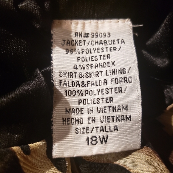 Leopard print skirt. - Picture 3 of 7